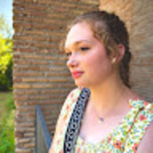 Meet your Posher, April